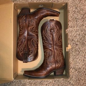 Ariat women’s brown boots